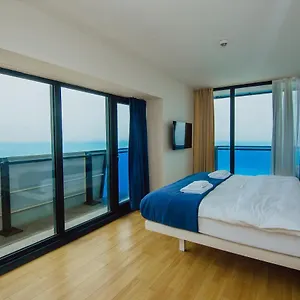 Apartment Premium With Sea View